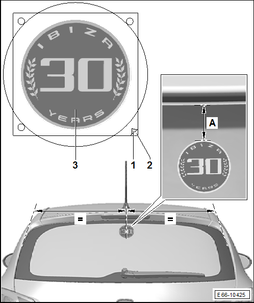 Seat Ibiza. Anagramas adhesivos de la luneta del portón posterior: sustituir